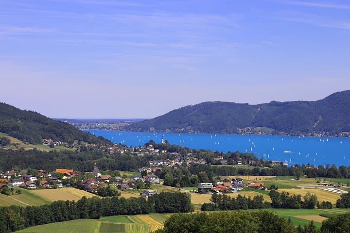 Full-Day Private Tour of Hallstatt and Salzburg from Vienna
