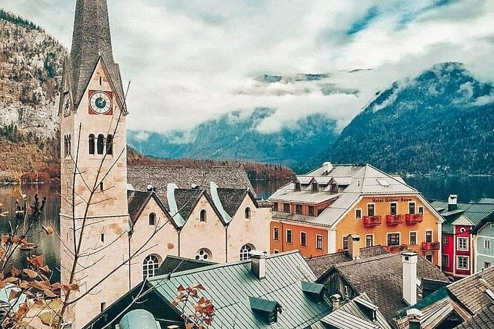 Private Full-Day Tour of Hallstatt and Salzkammergut from Salzburg with Options