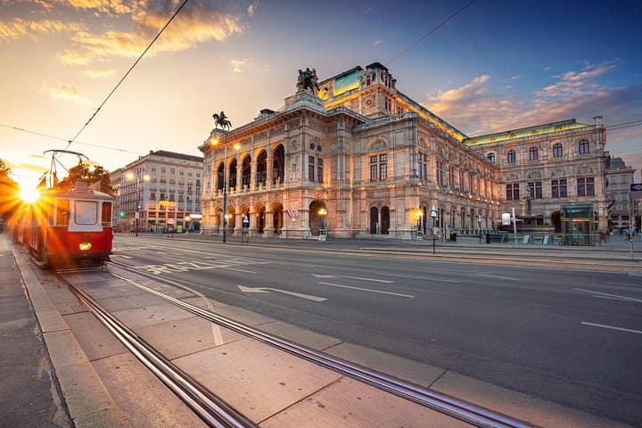 Vienna Wine Tasting Tour with Private Wine Expert
