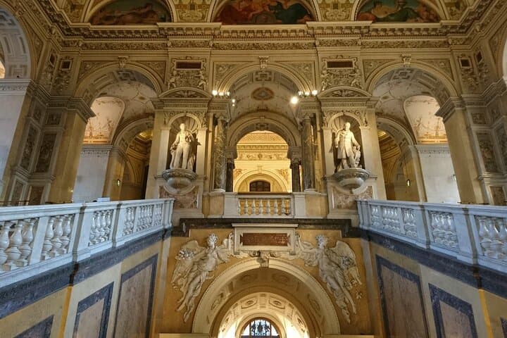 Private Transfer from Venice to Vienna or Vienna to Venice