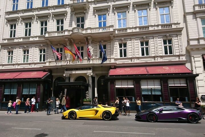 Private Transfer from Venice to Vienna or Vienna to Venice