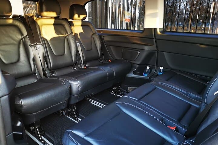 Private Transfer from Venice to Vienna or Vienna to Venice