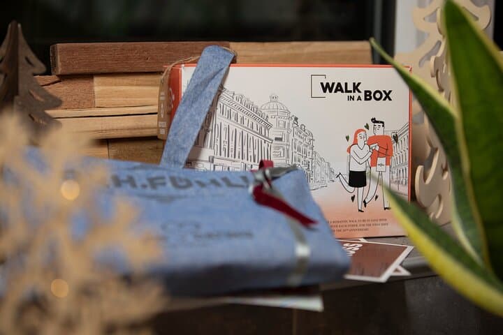 A box for a romantic walk in the city center of Vienna