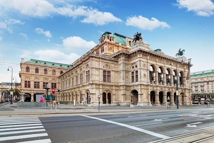 Vienna: Freud, Mozart & Beethoven Exploration Game