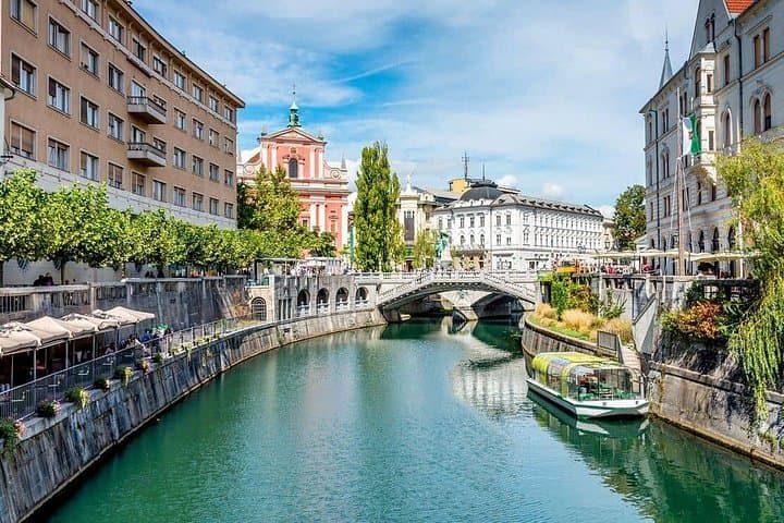 Ljubljana and Lake Bled private day tour from Vienna
