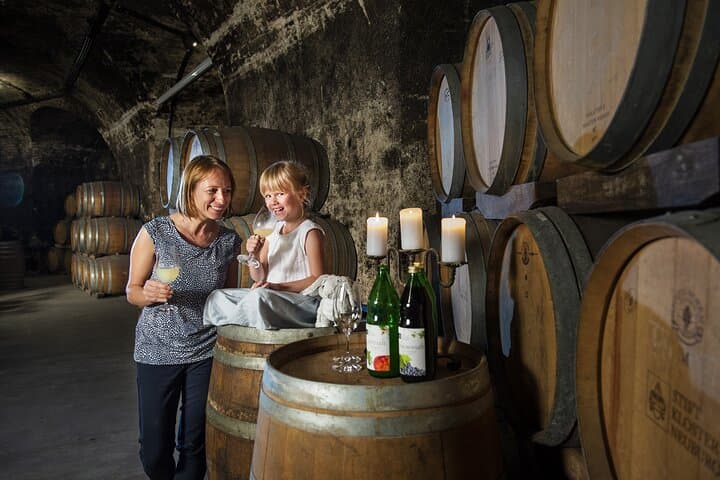 commented wine tasting