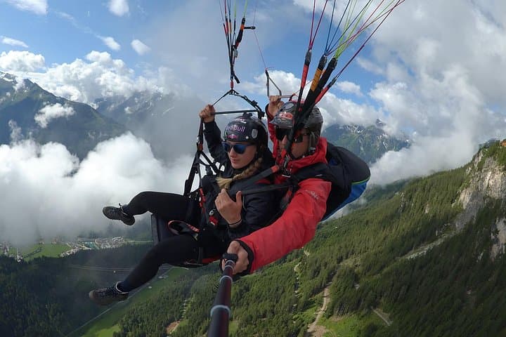 An unforgettable super high altitude flight with an indescribable view
