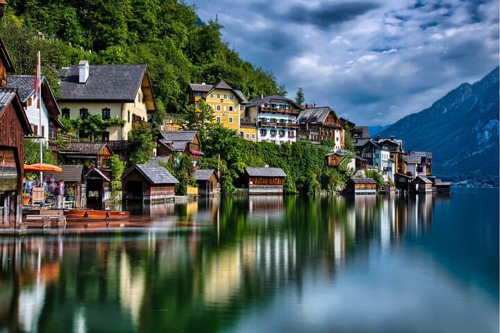 Guided Day Trip to Hallstatt with a local from Vienna