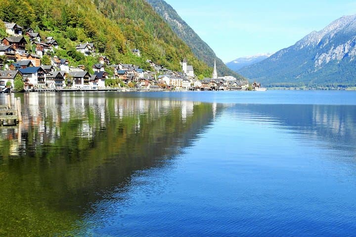 Hallstatt and Salt Mines Small-Group Tour from Salzburg