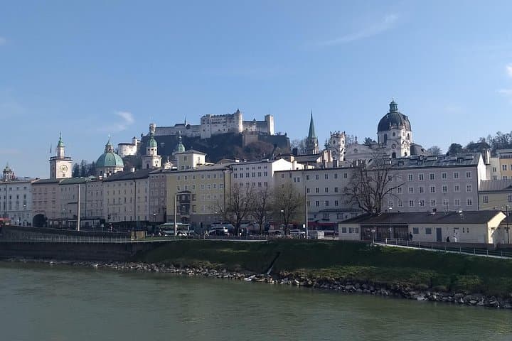 Private walking tour through the old town of Salzburg