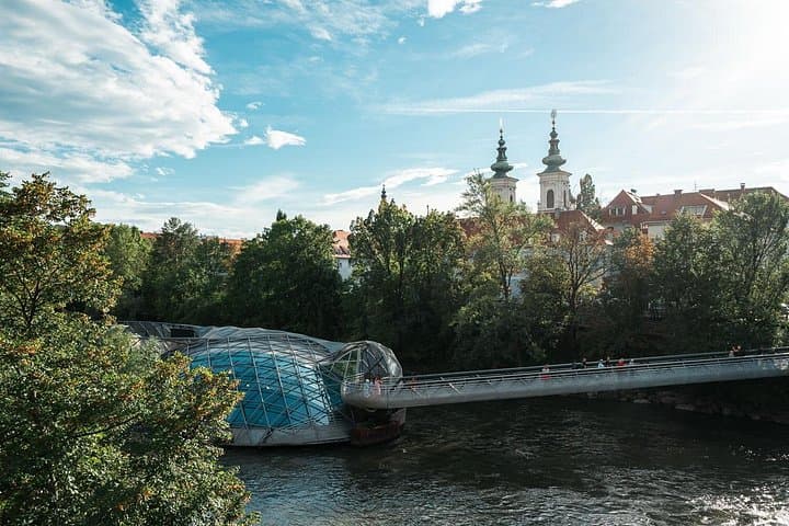 Charming Graz & Spirits Tasting: Private Relaxed Tour from Vienna