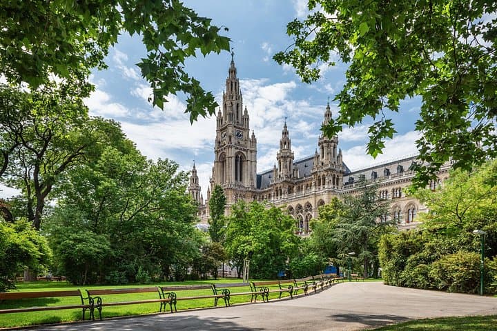 Vienna: Old Town Highlights Private Walking Tour