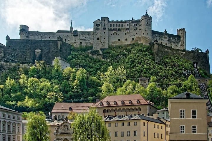 Private Innsbruck to Salzburg Transfer Service
