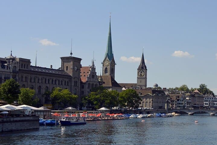 Private Transfer in the Alps from Innsbruck to Zurich, English Speaking Driver