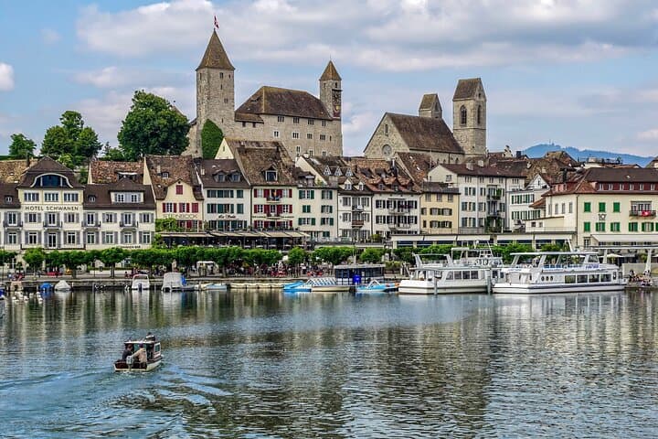 Private Transfer in the Alps from Innsbruck to Zurich, English Speaking Driver