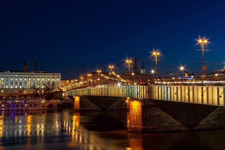 Christmas Tales of Linz – Private Walking Tour