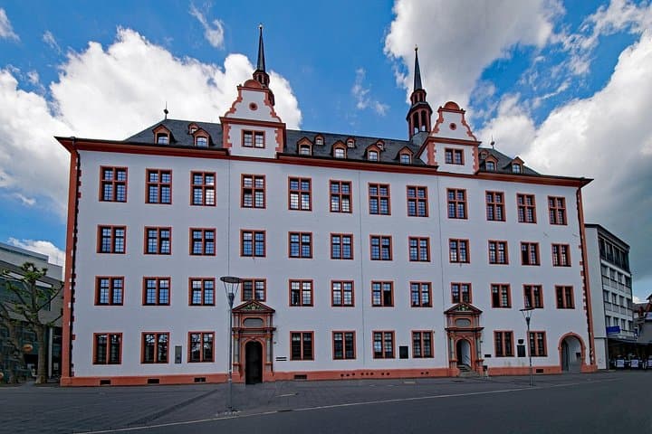Private Luxury Transfer From Salzburg to Mainz