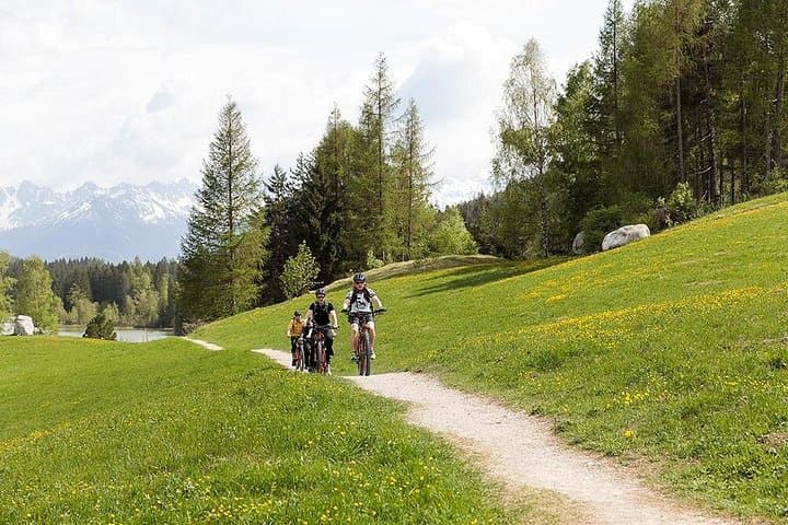 E-Bike Tour on the Seefeld Plateau