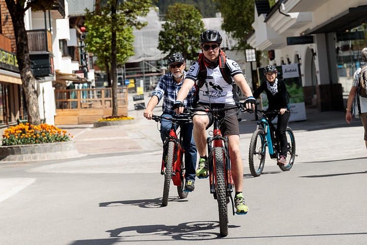 E-Bike Tour on the Seefeld Plateau