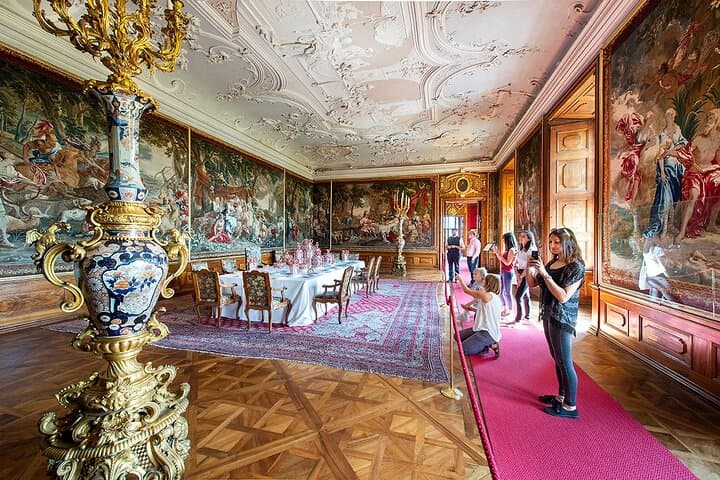 Kaiser Apartment / Large monastery tour