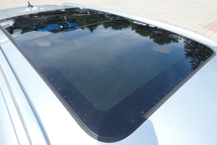 Private Airport and City Transfer in Panoramic Roof Station Wagon