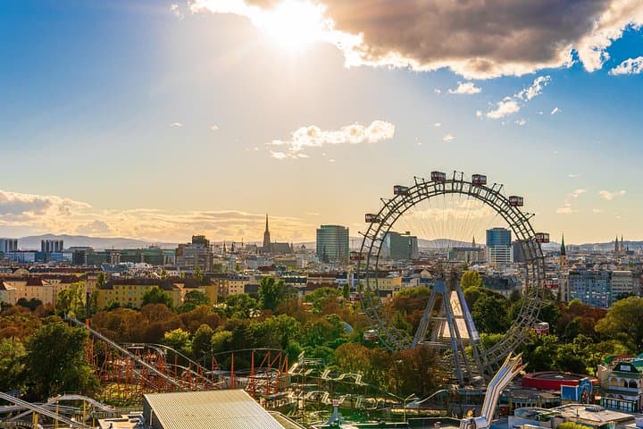 The 10 Tastings of Vienna Private Walking Food Tour