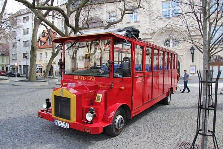Vienna to Bratislava 1-Day Tour: Discover the Capital of Slovakia