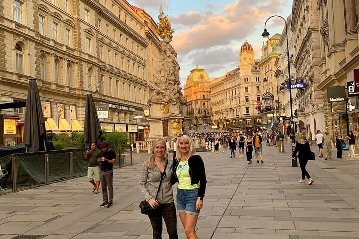 Privately Guided City Center Walking Tour of Vienna