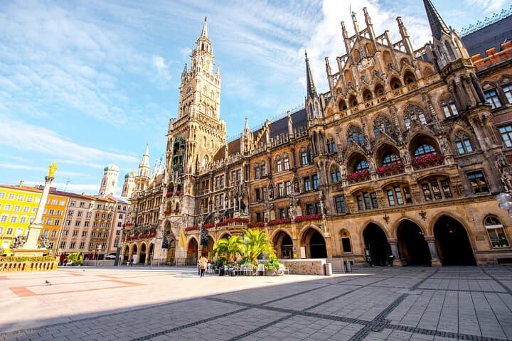 Munich Highlights Private Tour from Salzburg by Car