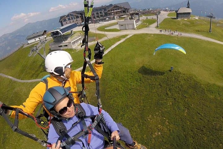The Best Paragliding Tandem Flights in Zell am See Kaprun