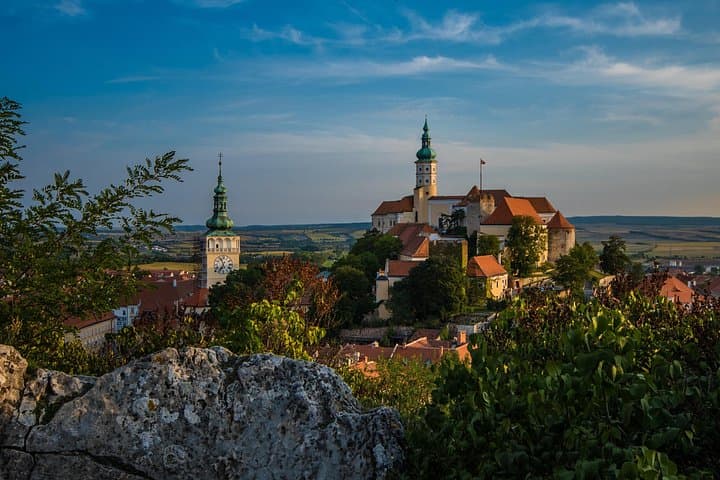 Private Day Trip From Vienna to Lednice, Valtice and Mikulov