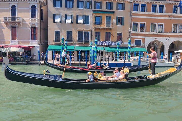 Vienna To Venice and Milan 3 Day Private Tour with Guides
