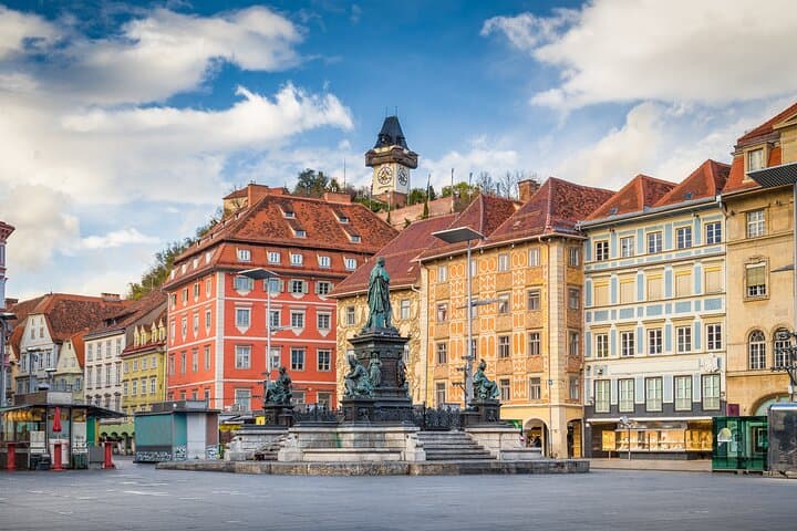 Graz WWII Themed Old Town Tour with Graz Museum