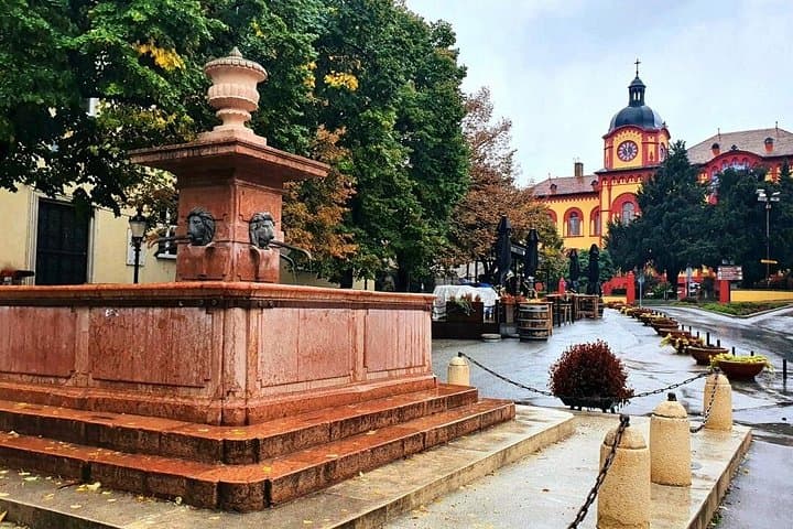 Vienna to Dubrovnik; Semi – Private Tour with Tour Leader & Car