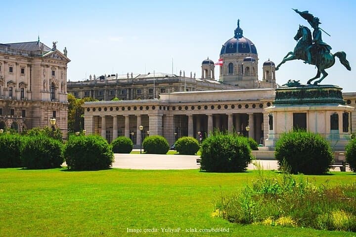 The Historic Centre of Vienna: Private Tour including Mozarthaus
