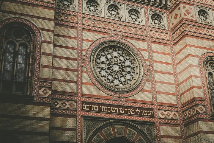 Budapest Unveiled Exclusive Day Tour