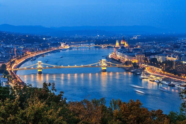 Budapest Unveiled Exclusive Day Tour