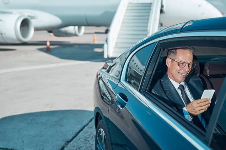 Vienna City One Way Private Transfer to Vienna Airport Schwechat