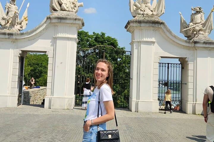 2-Day Private Guided Tour From Vienna to Budapest and Bratislava
