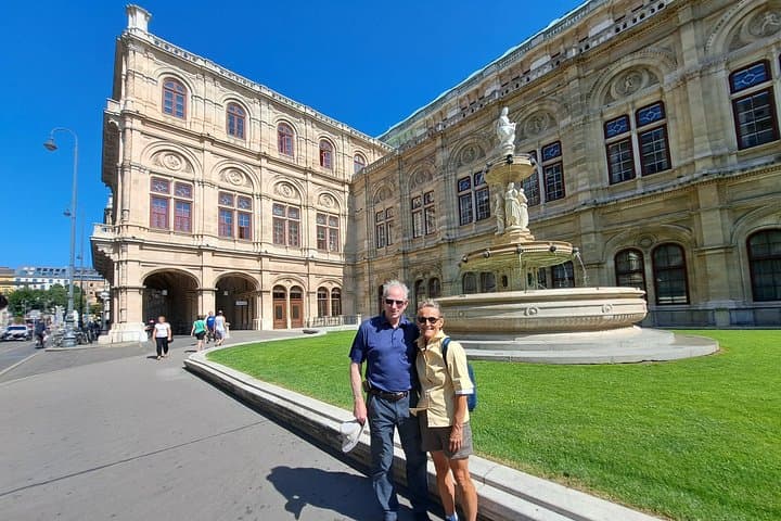 Fall in Love with Vienna in 3 hours- the best of Vienna on foot