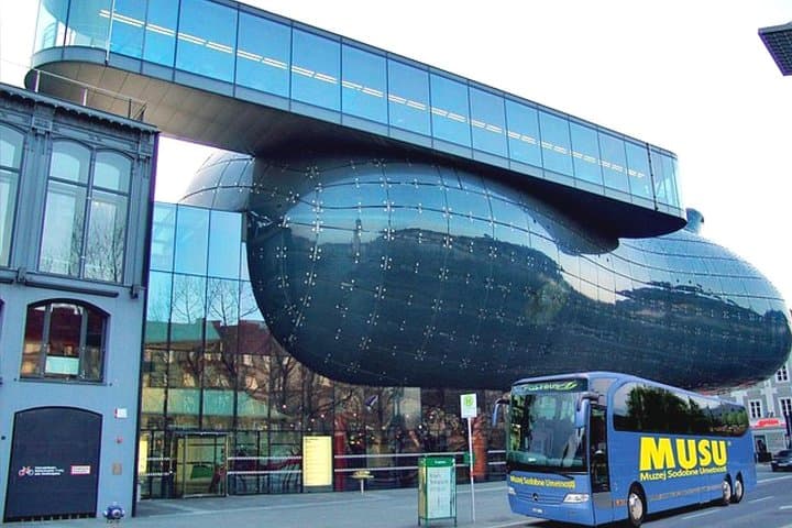 Graz Self-Guided City Walking Tour & Scavenger Hunt