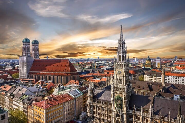 Private Transfer from Salzburg to Munich with 2 hours for sightseeing
