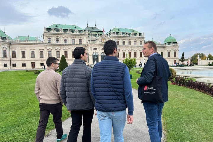 Vienna Belvedere Museum & The Best of Gustav Klimt Private Tour