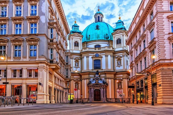 St Stephen's Cathedral Vienna Old Town Walking Tour