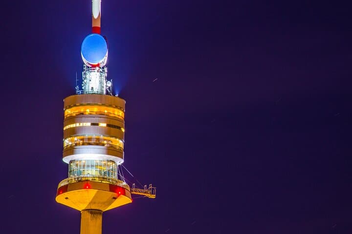 Skip-the-line Donauturm Danube Tower Vienna Tour, Transfer