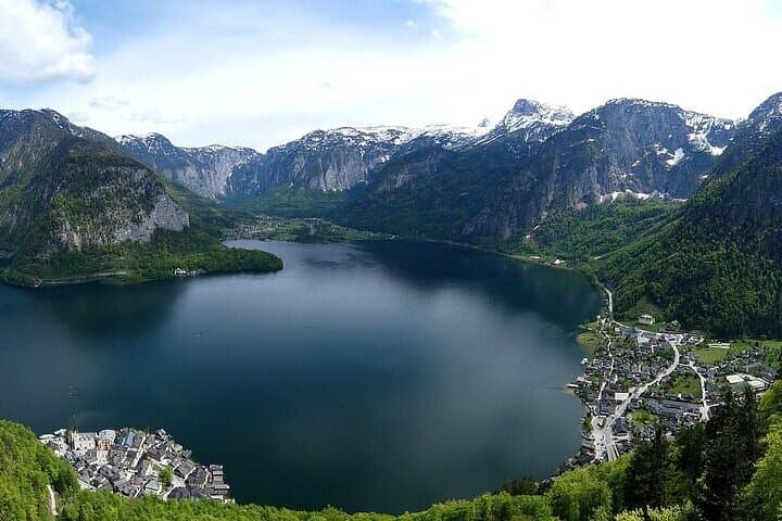 Private Tour: Hallstatt-City, Skywalk, and Salt Mine from Vienna