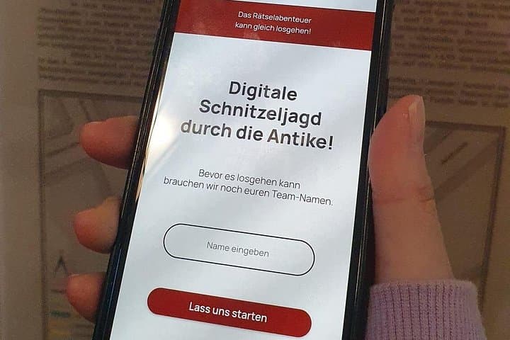 Digital puzzle tour with Marcus Aurelius' order