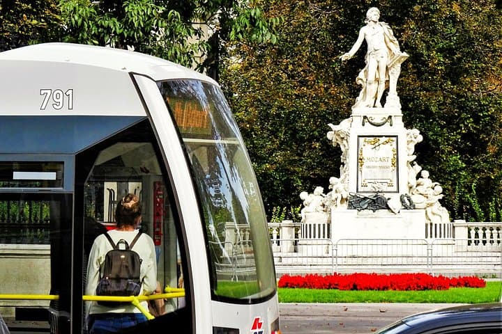 Scenic tram ride past Mozart (Burggarten)