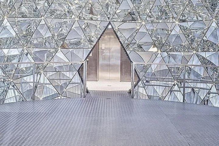 Private Tour of Swarovski Crystal World from Innsbruck