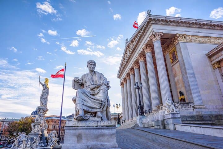 Explore the Instaworthy Spots of Vienna with a Local